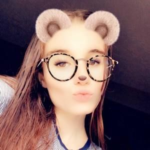 Meet your Posher, Savanna